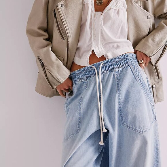 We The Free Easy Peasy Pull-On Jeans Color: Piece Of Cake - Picture 3 of 4